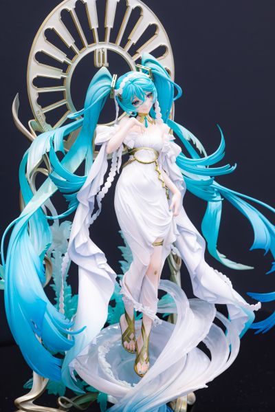 初音未来 feat. 米山舞