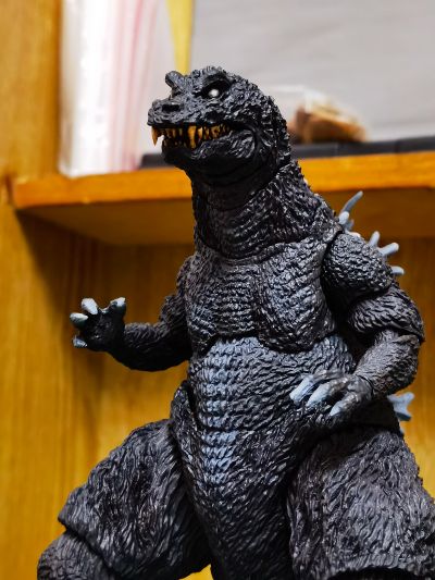 S.H.MonsterArts 哥斯拉（2001）