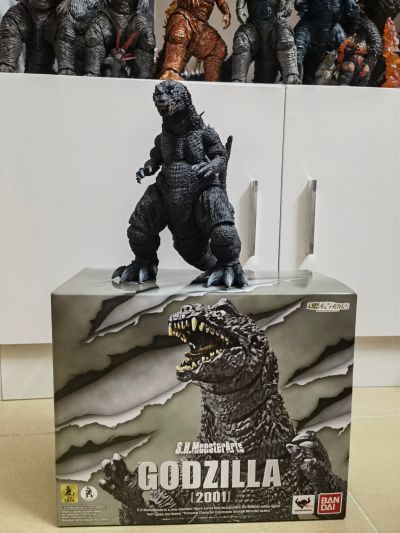 S.H.MonsterArts 哥斯拉（2001）