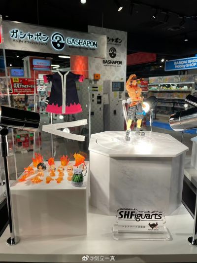 S.H.Figuarts 波特夹斯·D·艾斯 -火拳-