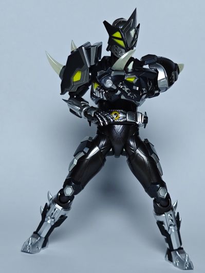 铠甲勇士形刻系列第十二作   黑犀侠