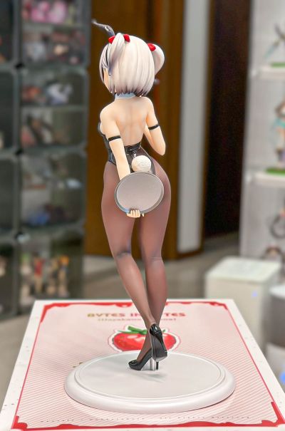 兼职中的学姐 早川莓奈