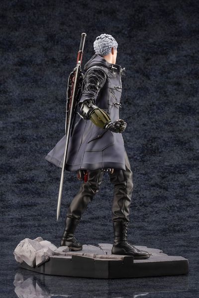 ARTFX J 鬼泣5 尼禄