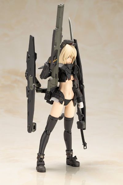 岛田文金艺术集 机甲少女 阿蒂尼娅