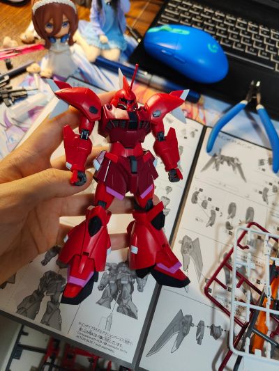 HG 1/144 勇士险兆（露娜玛丽亚·霍克专用机）
