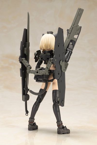 岛田文金艺术集 机甲少女 阿蒂尼娅