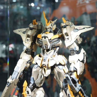 MCT-E01   至臻级·上帝之鞭