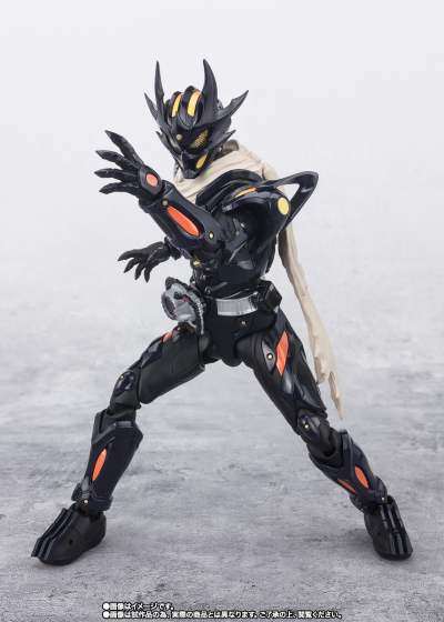 S.H.Figuarts 假面骑士多雷德零式