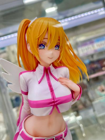 Lucrea 2.5次元的诱惑 莉莉艾露 天使服装造型