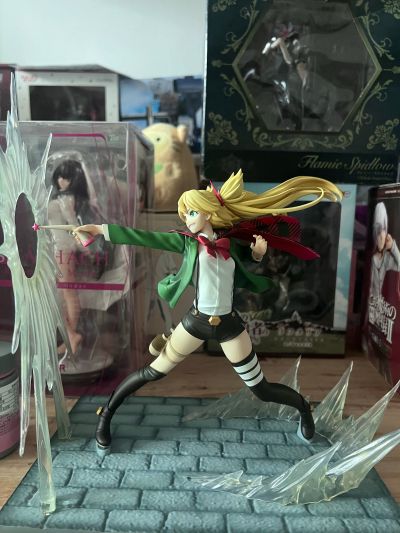ViVignette 龙与魔女 妮内·斯邦库尔