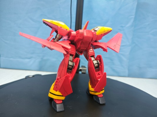 HG  1/100 VF-19改 烈焰女武神 喇叭装备型