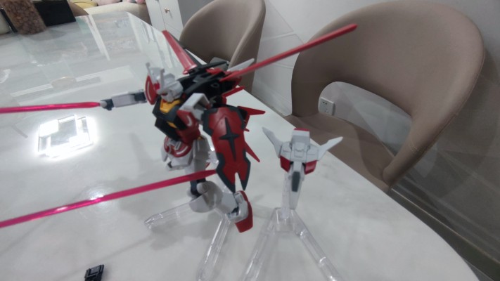 EG 1/144 拉赫高达