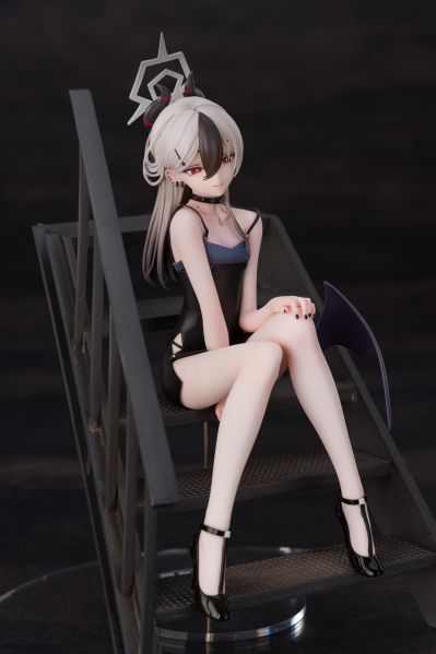 蔚蓝档案 鬼方佳代子 礼服