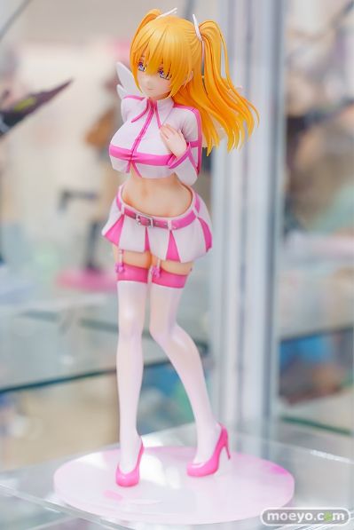 Lucrea 2.5次元的诱惑 莉莉艾露 天使服装造型