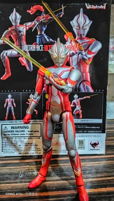 ULTRA-ACT 梦比优斯奥特曼 梦比优斯奥特曼