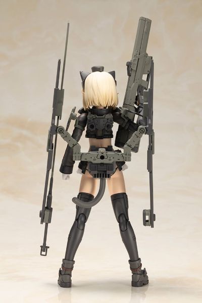 岛田文金艺术集 机甲少女 阿蒂尼娅