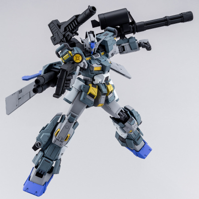 MG 1/100 兴风者高达P.F.