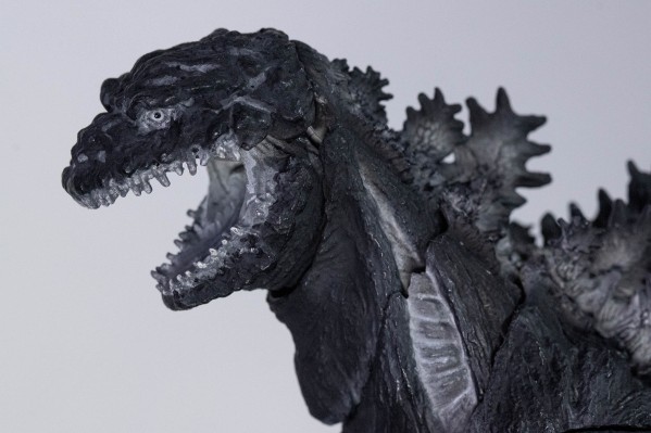 S.H.MonsterArts  哥斯拉（2016） 第四形态 新·哥斯拉：黑白版