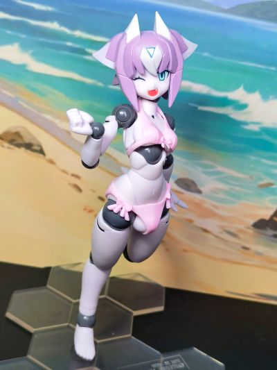 机械新人类 MLL-V2 素体 玛卡翁