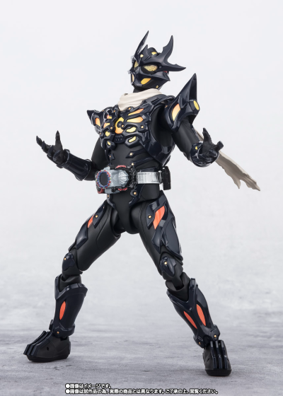 S.H.Figuarts 假面骑士多雷德零式