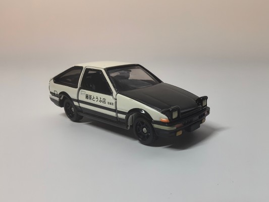 Dream Tomica 头文字D AE86 Trueno - White