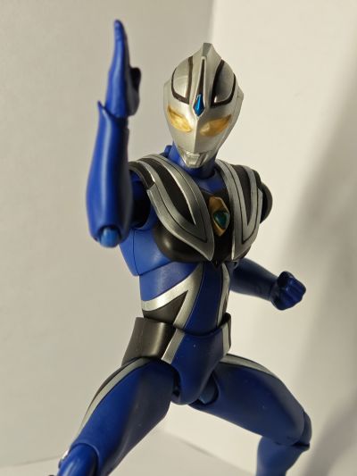 Ultra-Act 盖亚奥特曼 阿古茹奥特曼 V1