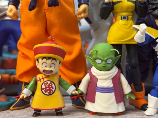 S.H.Figuarts 孙悟空&孙悟饭-幼年期-&筋斗云 -活动专属版-