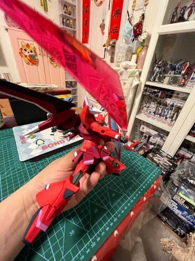 HG 1/144 勇士险兆（露娜玛丽亚·霍克专用机）