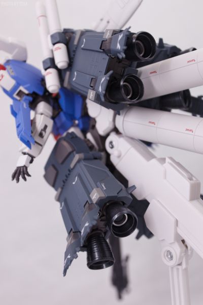 METAL ROBOT魂（Ka版）＜机动战士系列＞  S高达推进装备型