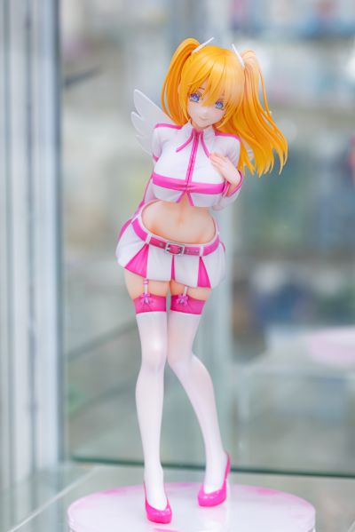 Lucrea 2.5次元的诱惑 莉莉艾露 天使服装造型