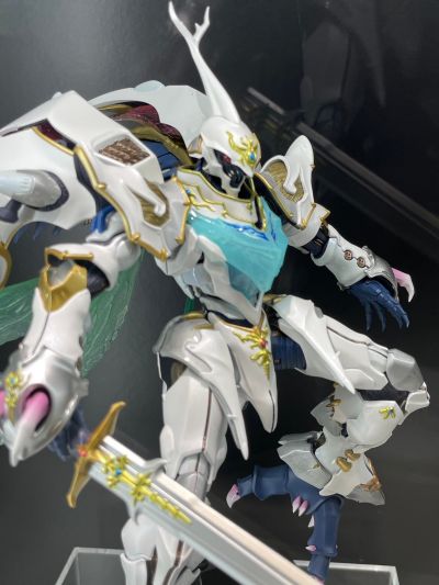 METAL BUILD DRAGON SCALE  萨拜因-白色秘宝-