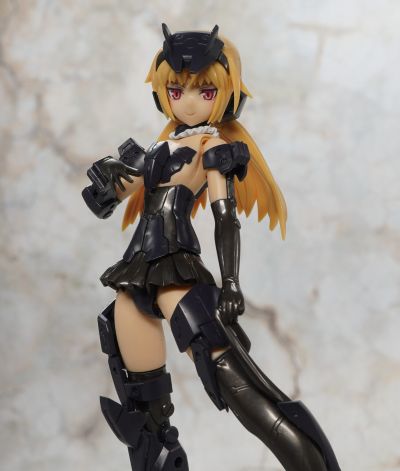 机甲少女 安姬蒂特 黑色