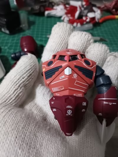 HGUC 1/144 机动战士高达  MSM-07S 后期型魔蟹 夏亚专用
