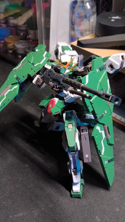 MG 1/100 机动战士高达逆袭的夏亚 RGM-89 杰刚