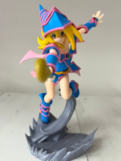 战光绝景 游戏王动画片系列  黑魔导女孩