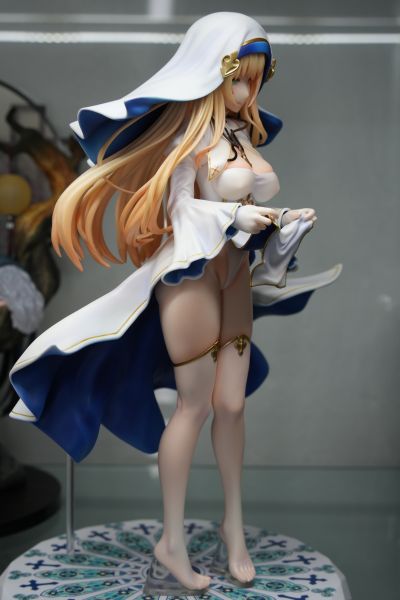 修女 夏洛特 神圣白色