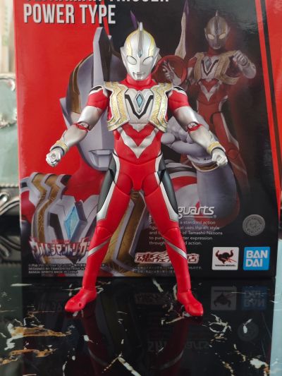 S.H.Figuarts 特利迦奥特曼 特利迦奥特曼 强力型