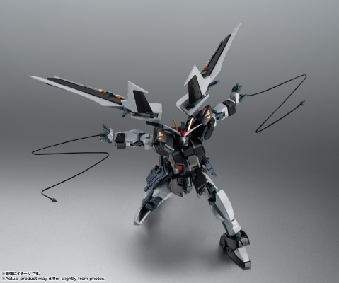 ROBOT魂＜机动战士系列＞GAT-X105E＋AQM/E-X09S 漆黑强袭高达  剧中版