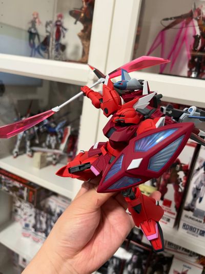 HG 1/144 勇士险兆（露娜玛丽亚·霍克专用机）