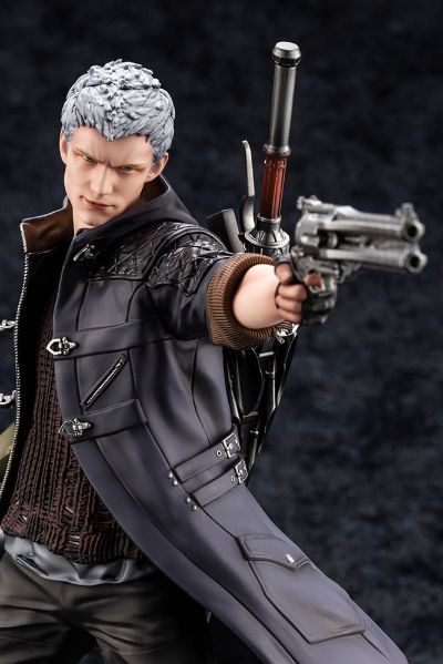 ARTFX J 鬼泣5 尼禄
