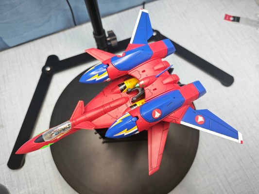 HG  1/100 VF-19改 烈焰女武神 喇叭装备型
