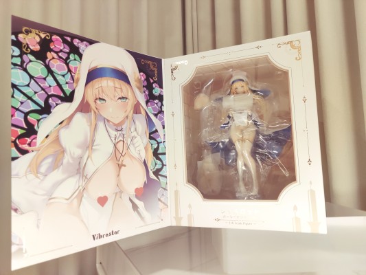修女 夏洛特 神圣白色