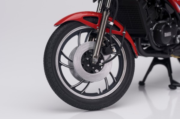 1/12 摩托车系列 No.4 雅马哈 RZ350