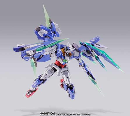 METAL BUILD 量子型00高达 全刃装