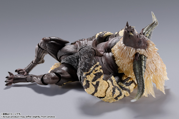 S.H.MonsterArts 激昂金狮子