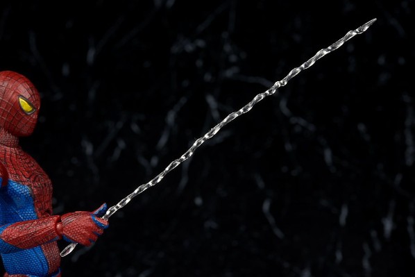 MAFEX 编号001 超凡蜘蛛侠