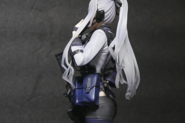 少女前线 AK-12