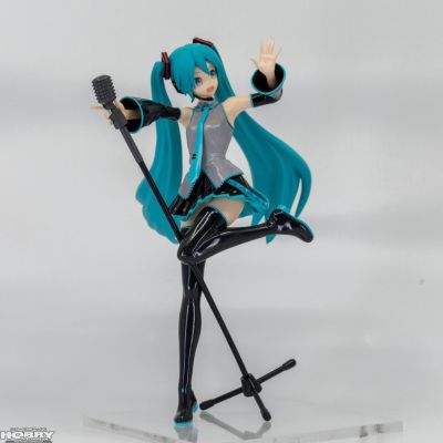 初音未来歌姬计划MEGA39’s Luminasta “初音未来”歌姬计划15周年纪念款