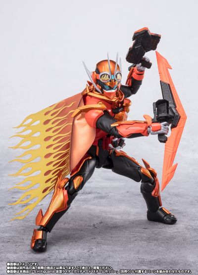 S.H.Figuarts 假面骑士烈焰歌查德破晓 / 歌查德破晓 蒸汽蝗虫