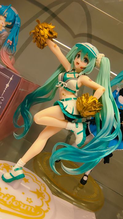 TENITOL 大号压泡面人偶 初音未来 恋爱的西装外套